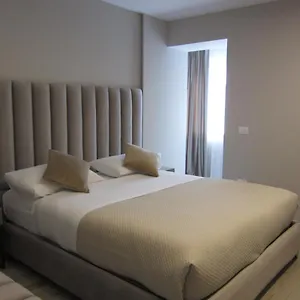 3* فندق فريديز